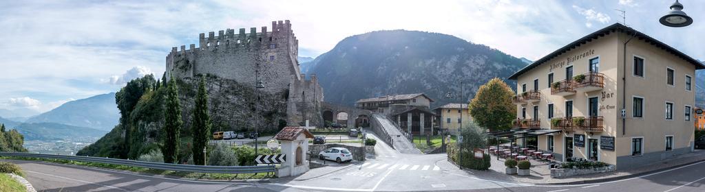 Hotel Antica Croce Tenno Esterno foto